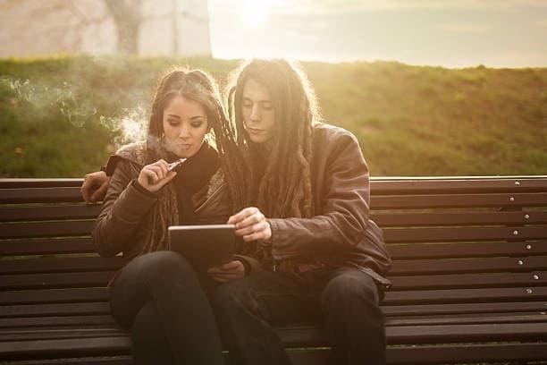 E-liquidy Ratgeber 2025 – Aromenauswahl, Inhaltsstoffe und Sicherheitstipps für die vivo e zigarette