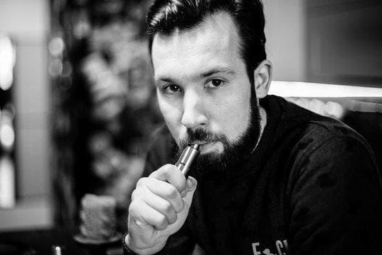 E-Sigara und e zigarette verdampfer reinigen leicht gemacht mit Schritt für Schritt Anleitung