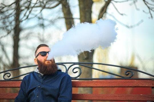 Warum der český vape shop mit e-shisha vape Auswahl und attraktiven Preisen Dampfer begeistert