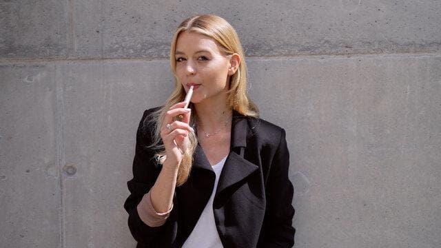 E-Zigaretten und Einweg Vape Pen Trends für moderne Dampfer entdecken